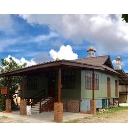 Sarah Guesthouse Kuala Terengganu Zewnętrze zdjęcie