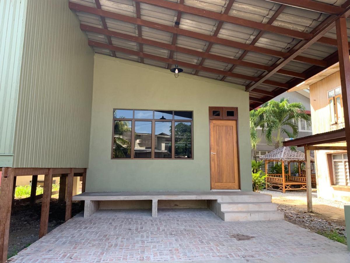 Sarah Guesthouse Kuala Terengganu Zewnętrze zdjęcie